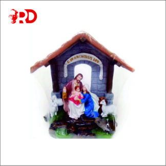 Patung Keluarga Kudus Natal