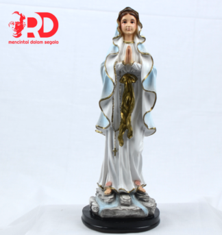 Maria Lourdes (L) 30 cm
